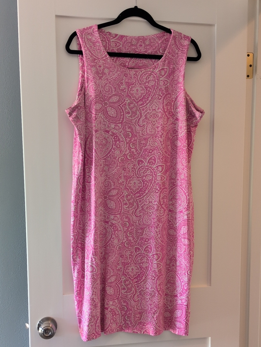 Sleeveless Pink Paisley Shift Dress